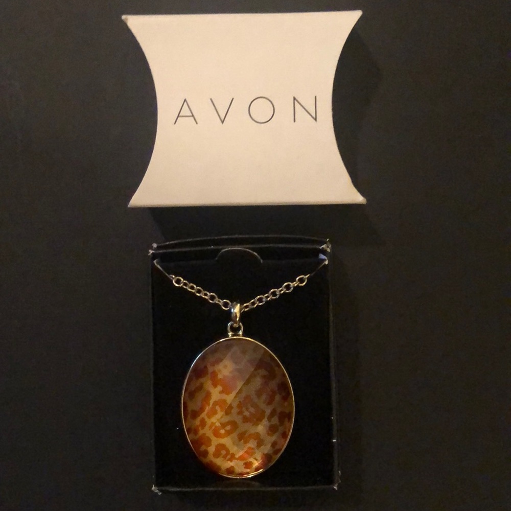 Avon Pendant Necklace, Goldtone, New in Box